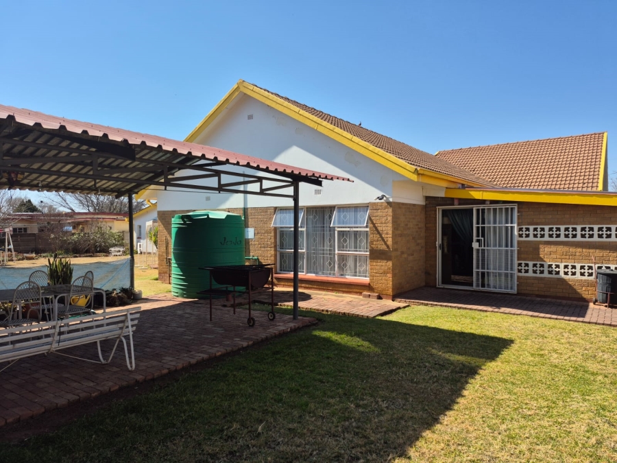 4 Bedroom Property for Sale in Vredefort Free State